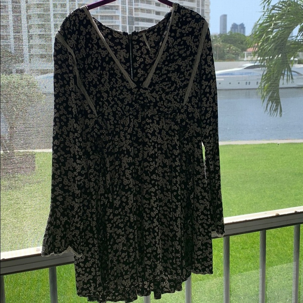 Free People babydoll dress with side pockets